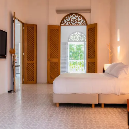 Magnificent 3br House With Modern Deco In Cartagena