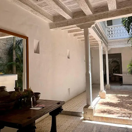 Magnificent 3br House With Modern Deco In Cartagena