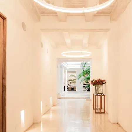 Magnificent 3br House With Modern Deco In Cartagena