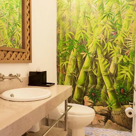 Сasa de vacaciones Magnificent 3br House With Modern Deco In